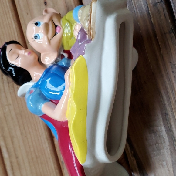 Retro Disney Snow white cookie jar - Picture 10 of 16